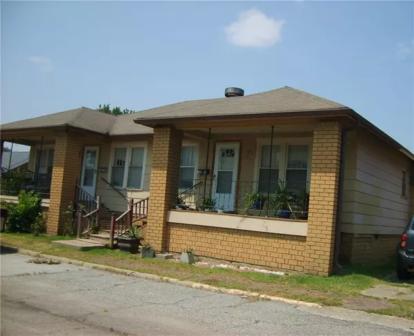 210 W 5th ST, Pittsburg, KS 66762