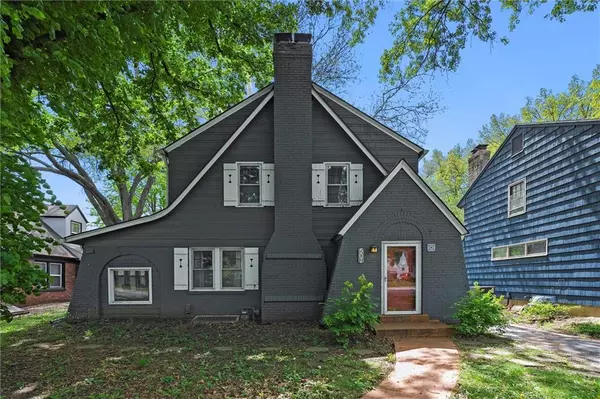 507 E 75th ST, Kansas City, MO 64131