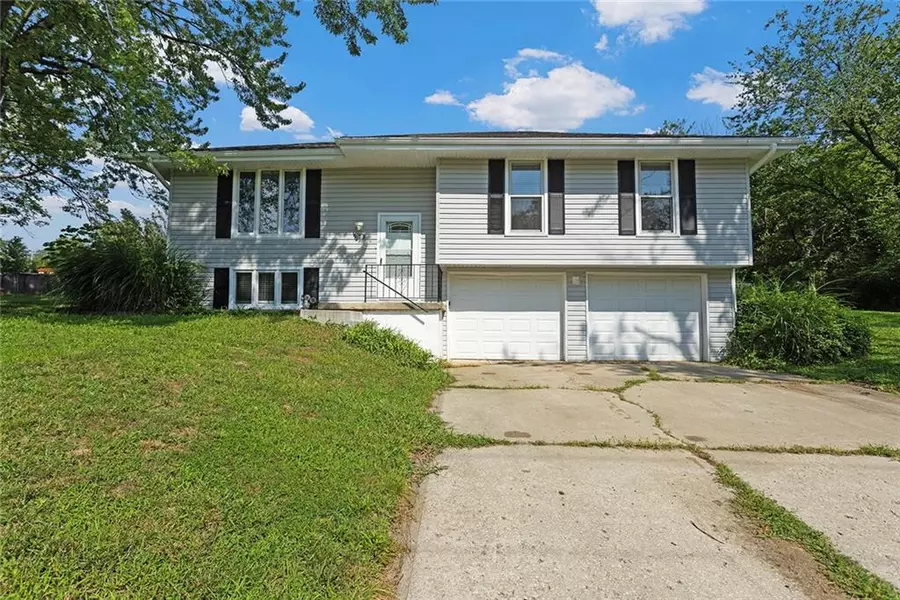 923 Homestead ST, Excelsior Springs, MO 64024