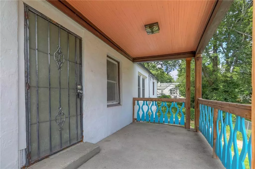 Kansas City, MO 64132,1820 E 85th ST