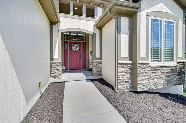 Parkville, MO 64152,14135 Trail Creek CT