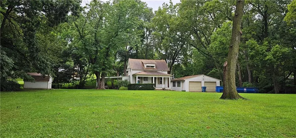 11515 Gill ST, Sugar Creek, MO 64054
