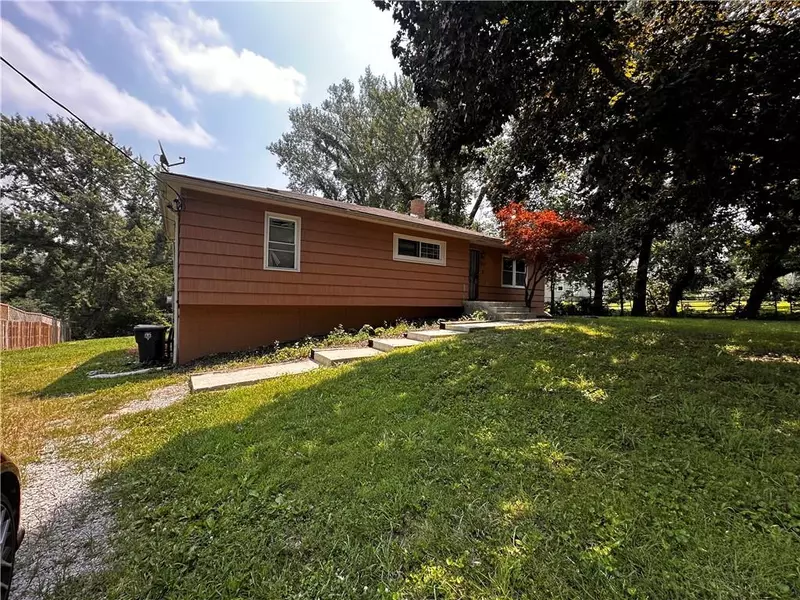 7867 James A Reed RD, Kansas City, MO 64138