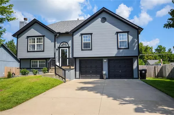 19004 E 12th ST, Independence, MO 64057