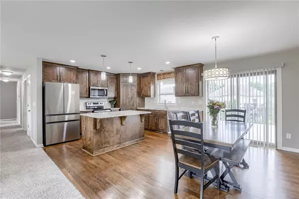 Grain Valley, MO 64029,1309 NW Brentwood DR