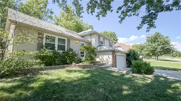 Lawrence, KS 66047,2721 Lawrence AVE