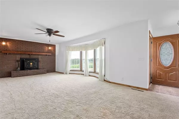 Basehor, KS 66007,19701 163 ST