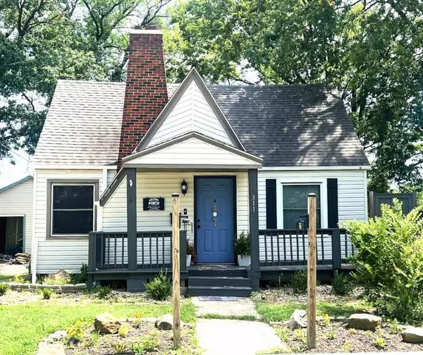 311 S Lynn ST, Nevada, MO 64772