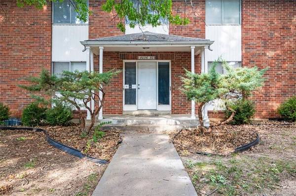 8030 Campbell ST, Kansas City, MO 64131