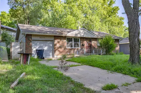 Kansas City, MO 64118,1801 51st TER