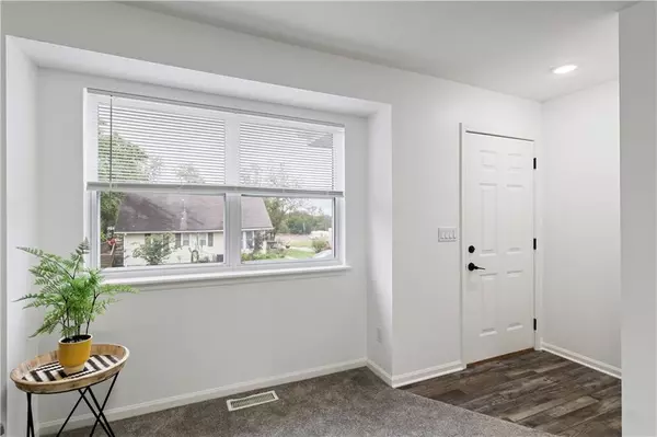 Paola, KS 66071,101 S 5th ST