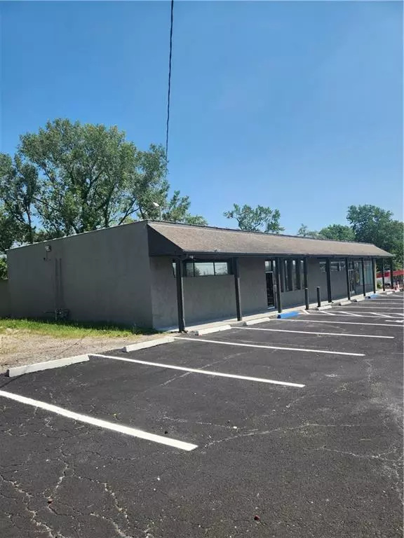 Kansas City, KS 66102,4748-52 State AVE