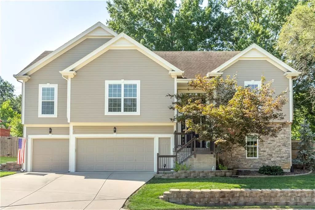 Gladstone, MO 64118,1701 NE 70th ST