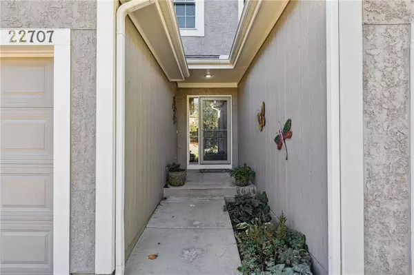 Shawnee, KS 66227,22707 W 73rd ST