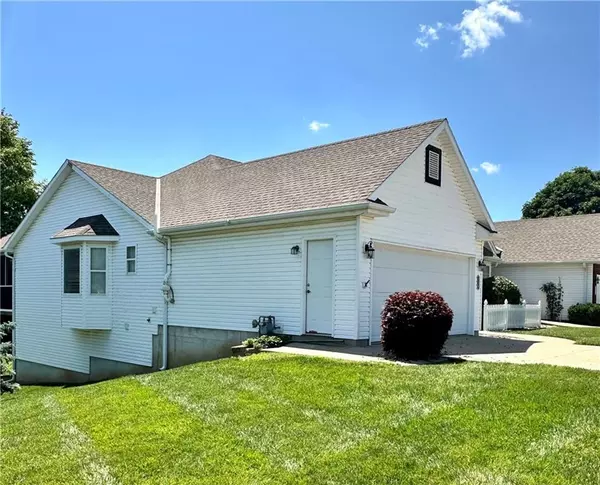 Platte City, MO 64079,3220 Kempton CT