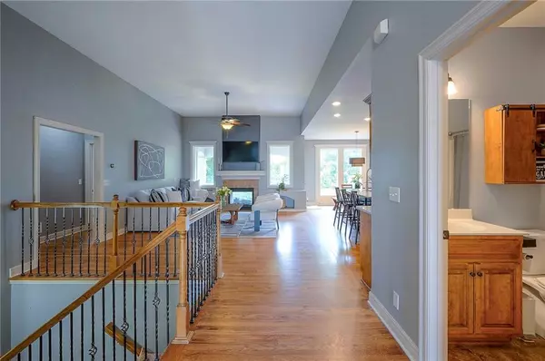 Greenwood, MO 64034,1806 Curtis DR