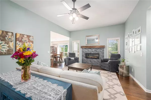 Smithville, MO 64089,2000 Lake DR