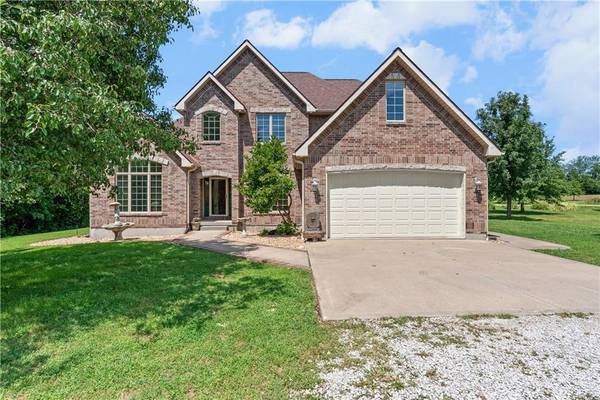 17708 E 199th ST, Pleasant Hill, MO 64080