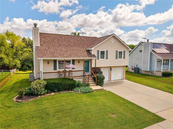 Grain Valley, MO 64029,207 Pebblebrook ST