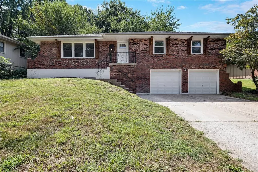 1806 N Cottage ST, Independence, MO 64050