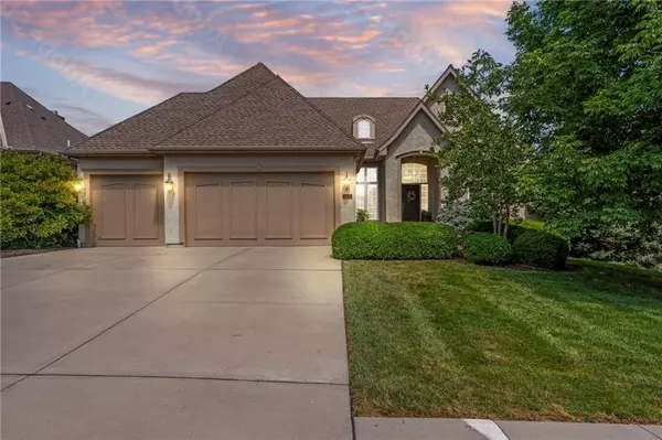 1810 NE 106th TER, Kansas City, MO 64155