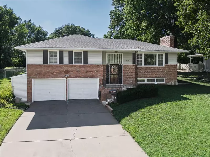 2720 N 72nd ST, Kansas City, KS 66109