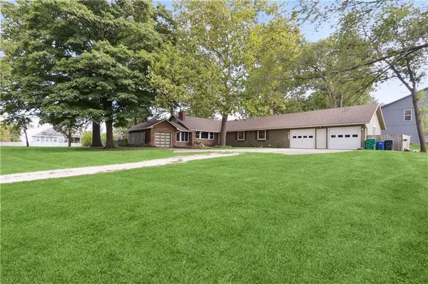 2815 N 115th ST, Kansas City, KS 66109