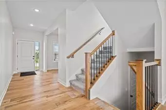 Blue Springs, MO 64014,505 SW Newport DR