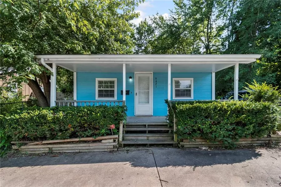 9421 E 67th TER, Raytown, MO 64133