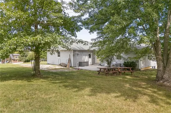 Gallatin, MO 64640,553 Lake Viking TER