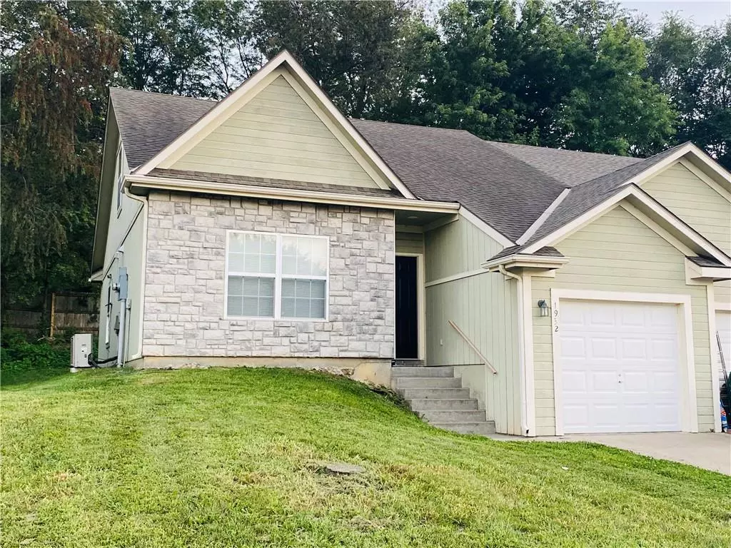 Kansas City, KS 66112,1932 N 80TH CT