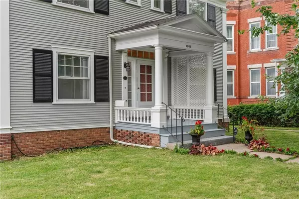 Lexington, MO 64067,1809 Main ST