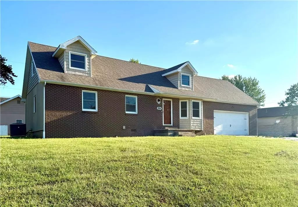 Fort Scott, KS 66701,804 E 22nd ST