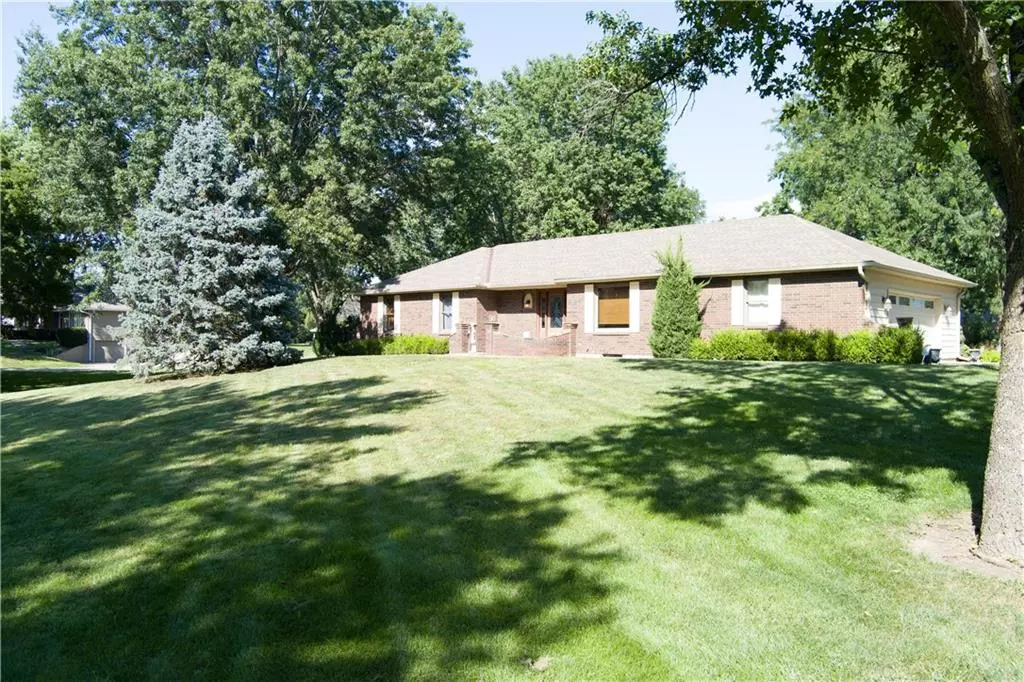 Smithville, MO 64089,18105 Marcus RD