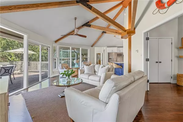 Shawnee, KS 66216,4728 Black Swan DR