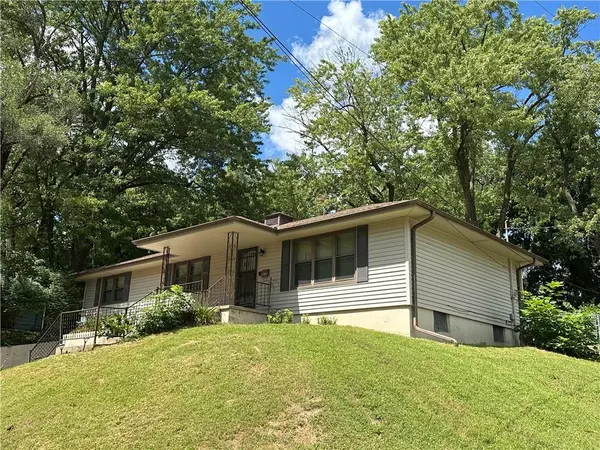 St Joseph, MO 64505,521 Madison ST