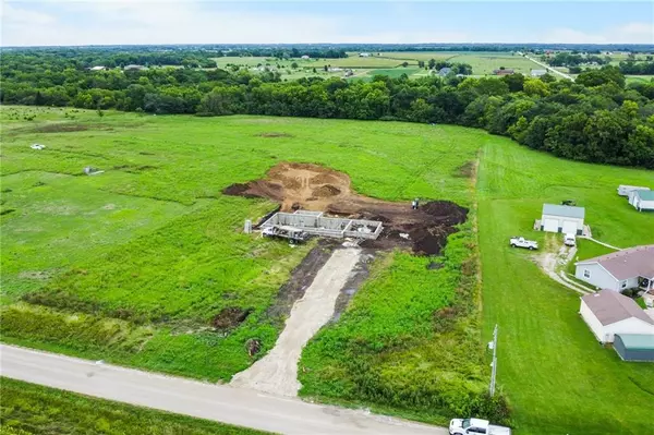 3717 Utah RD, Wellsville, KS 66092