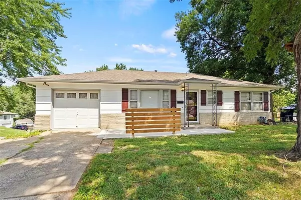 4850 Wood AVE, Kansas City, KS 66102