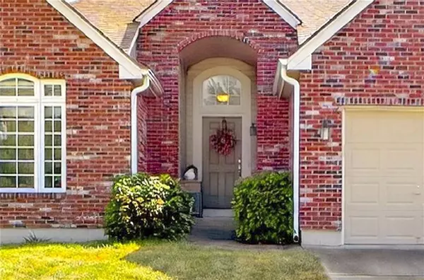 407 W 11TH TER, Kearney, MO 64060