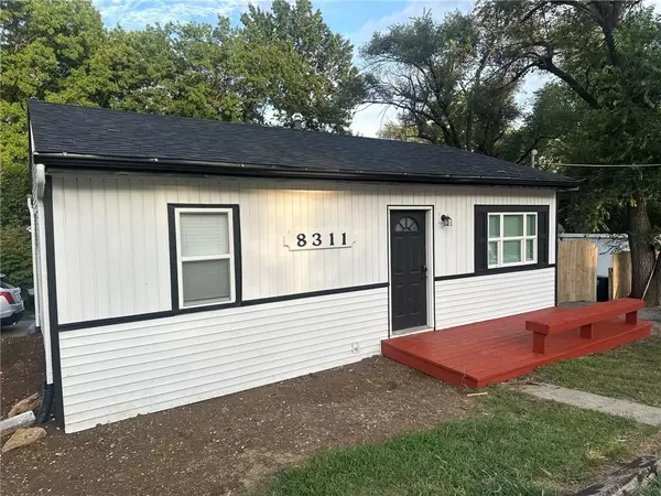 Kansas City, MO 64131,8311 Tracy AVE