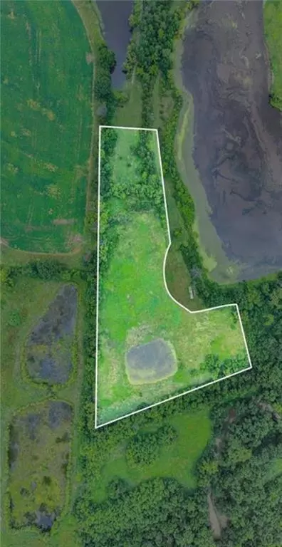 Tonganoxie, KS 66086,21629 183rd ST
