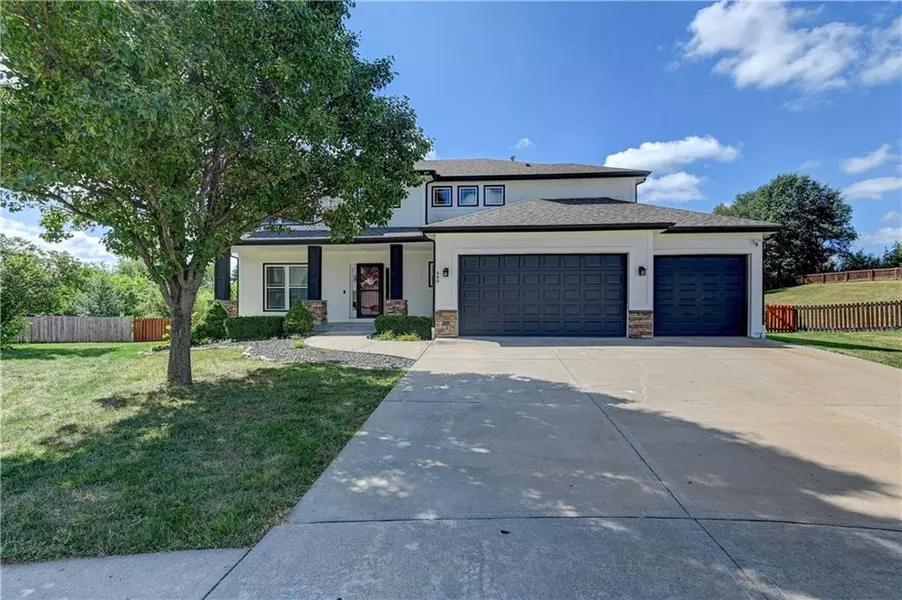 400 S Eddie AVE, Kearney, MO 64060