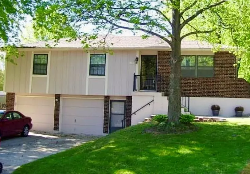 Independence, MO 64057,17815 Greentree AVE
