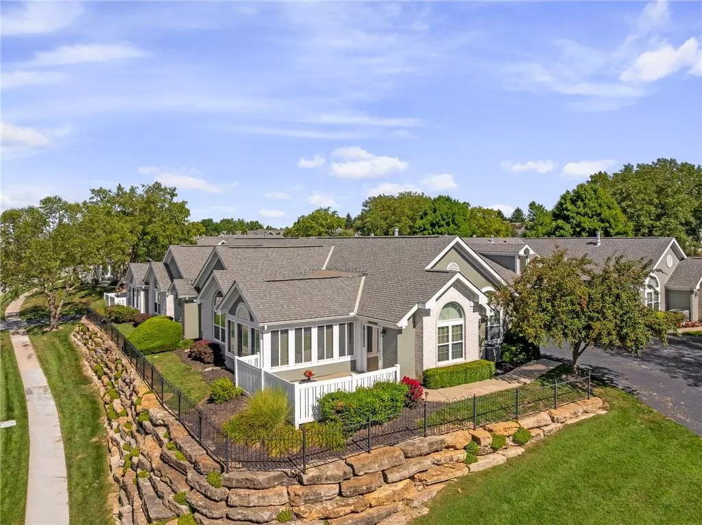 Shawnee, KS 66227,7153 Meadow View ST
