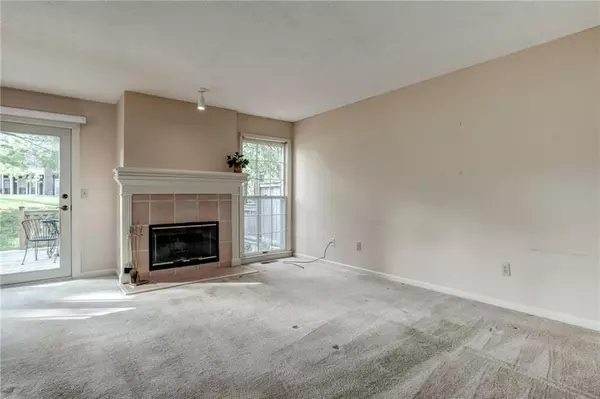 Overland Park, KS 66213,9417 W 120th ST