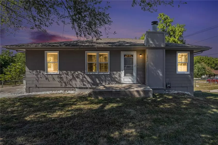 1008 NE 72nd ST, Kansas City, MO 64118