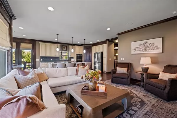 Lenexa, KS 66227,7716 Houston ST