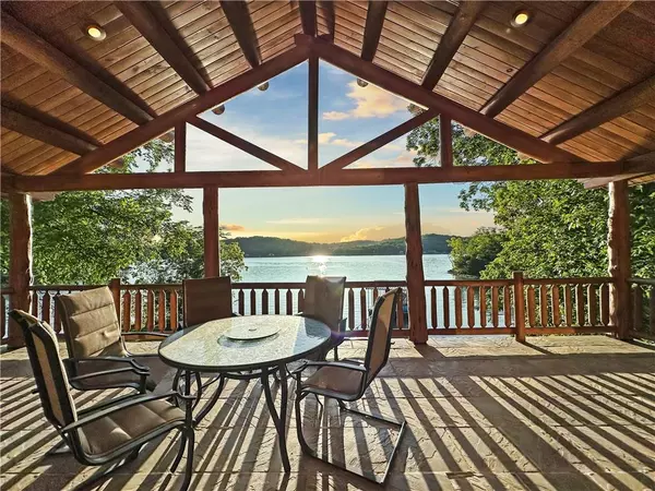 Edwards, MO 65326,29 Flint LN