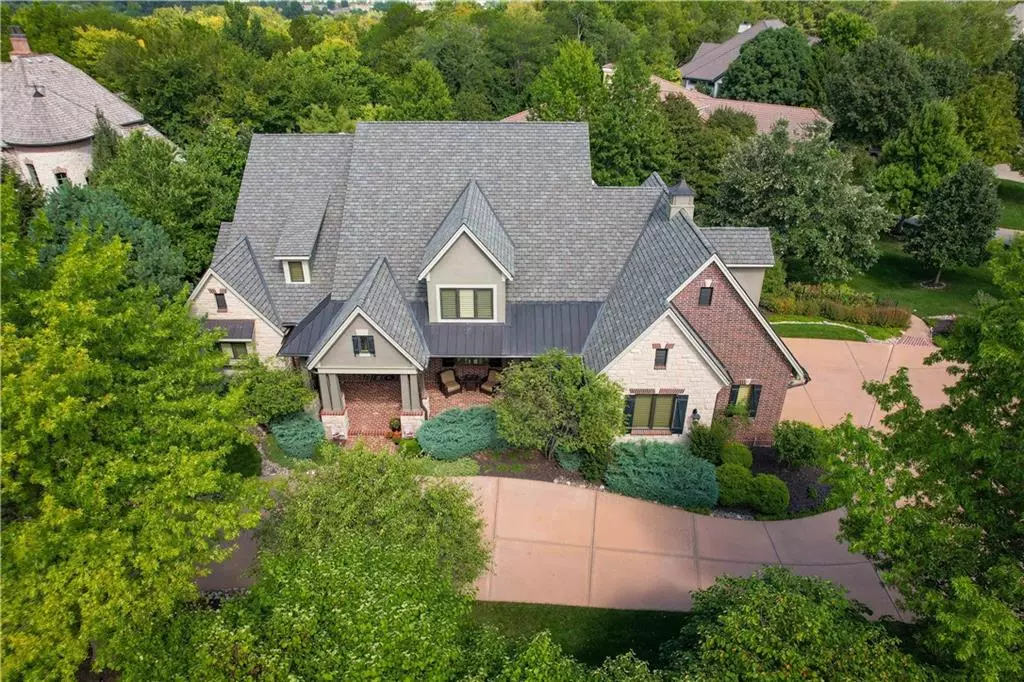 Overland Park, KS 66221,10816 W 140th ST