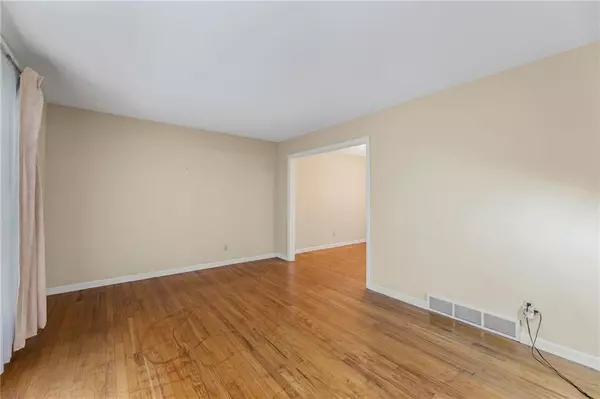 Overland Park, KS 66212,9708 W 96th TER
